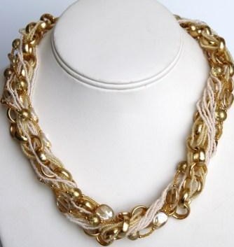 Collegare white and gold necklace